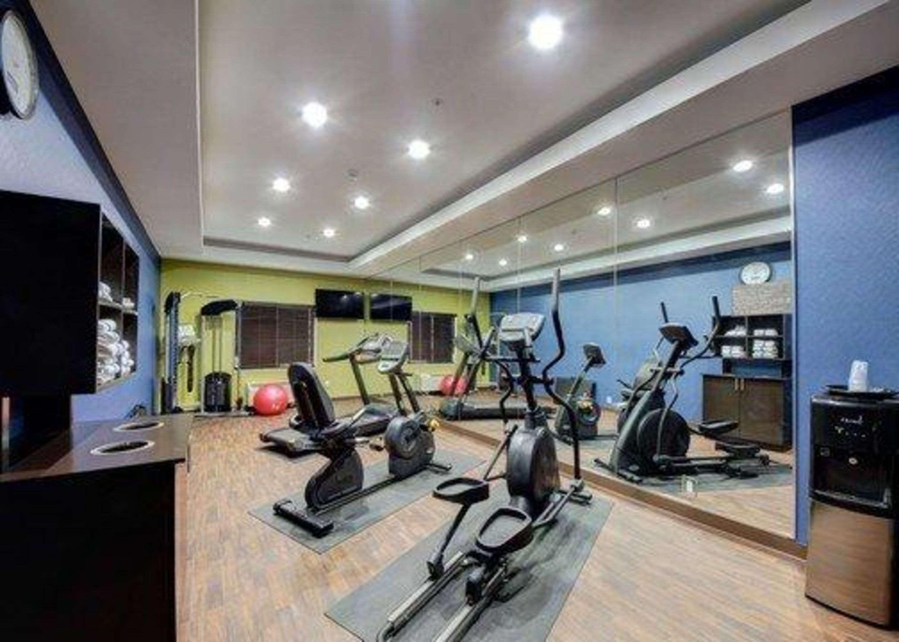 Comfort Inn & Suites Tulsa I-44 West - Rt 66 Oakhurst Extérieur photo